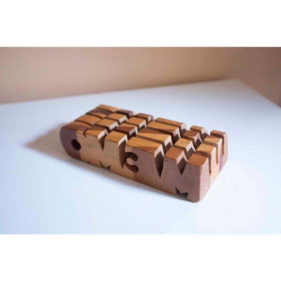 Vintage Wooden Memo Holder, Whimsical Desk Accessory - Picture 9 of 12